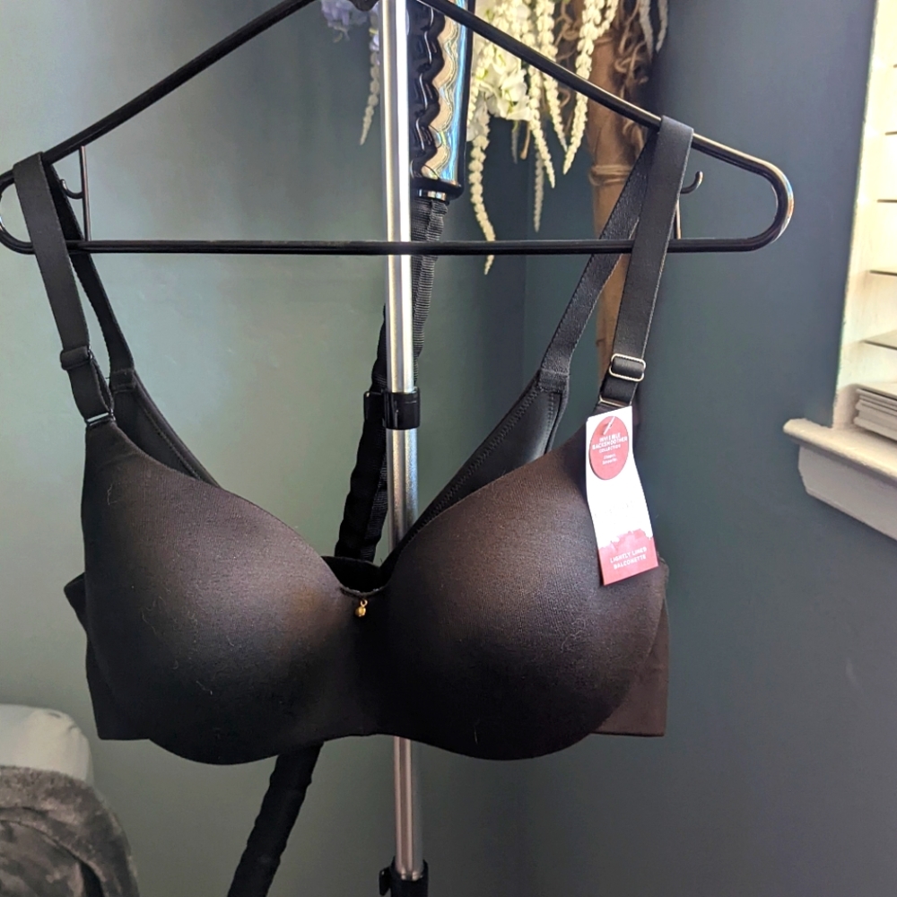 NWT Cacique bra in 38D